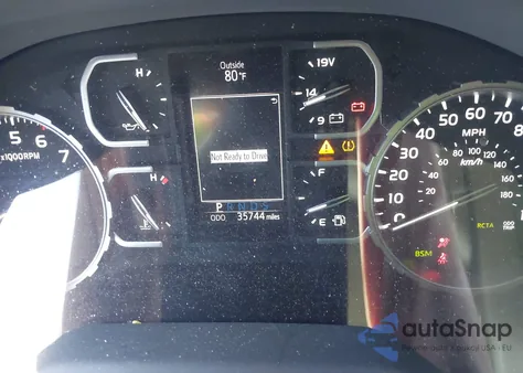 2018 Toyota Tundra Sr5 5.7L V8 z USA, uszkodzony, nr VIN 5TFDY5F1XJX715304